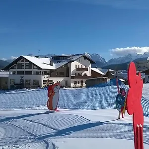 D'la Varda Padola